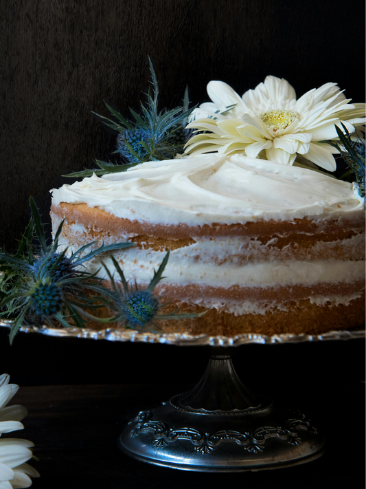 Gather Rocks Glass Soy Candle: Toasted Pumpkin, Cardamom, Vanilla